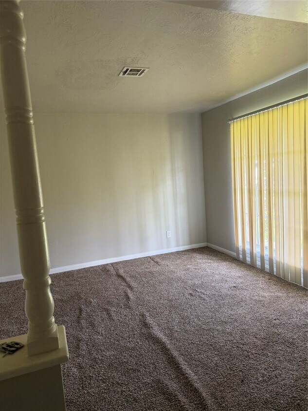 Foto del edificio - 3203 Cliffdale St