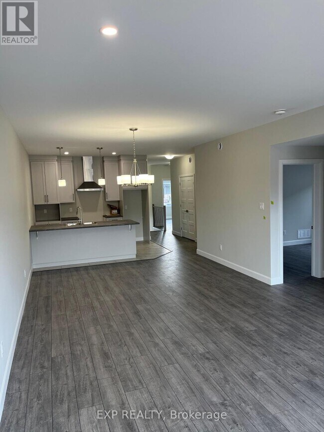 Building Photo - 226 Cypress St