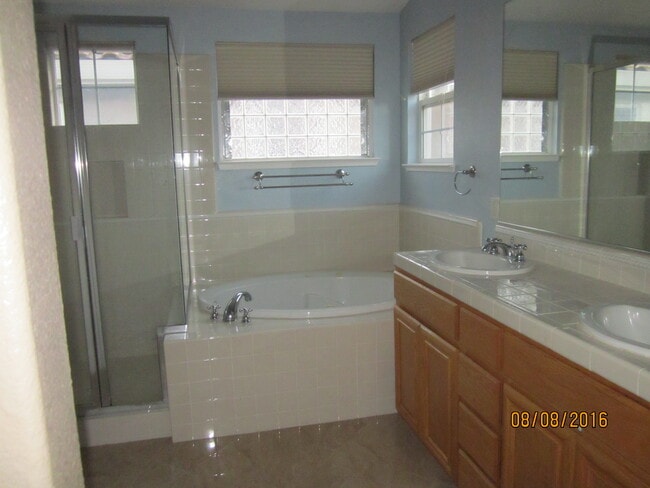 Building Photo - 743 St Michael Pl