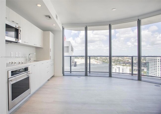 Foto del edificio - 55 SW 9th St