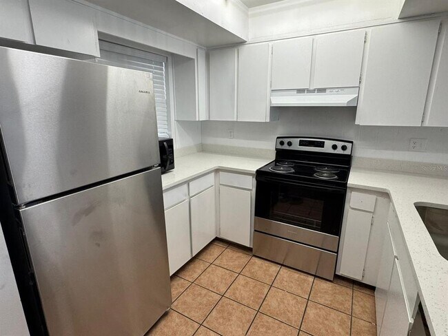 Foto del edificio - 639 Ave F NW