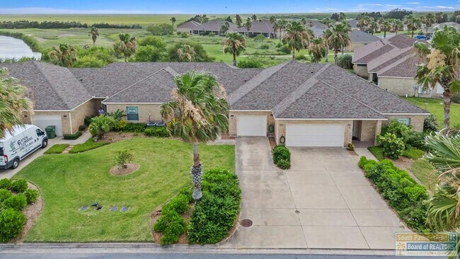 Foto del edificio - 68 Torrey Pines Dr