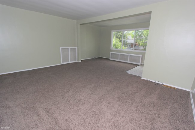 Building Photo - 2 br, 1 bath House - 6608 Ridgeville St