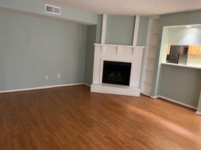 Building Photo - 1500 Bay Area Blvd