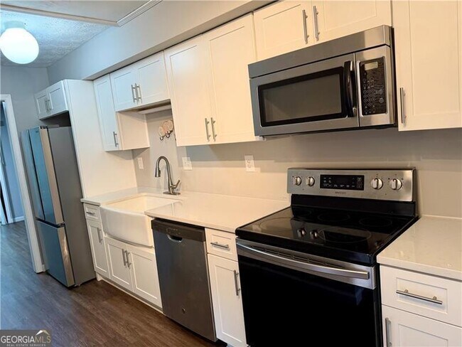 Foto del edificio - 1059 Mariners Dr