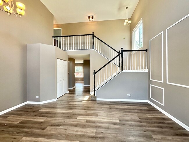 Building Photo - 2641 Rosehall Ln