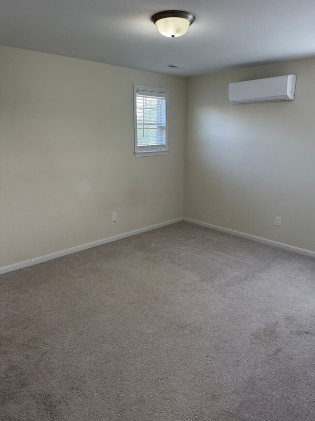 Building Photo - 3 BR/3BA | Newly Renovated Single Family Home | 1-Car Covered Parking | Gated backyard |Study and...