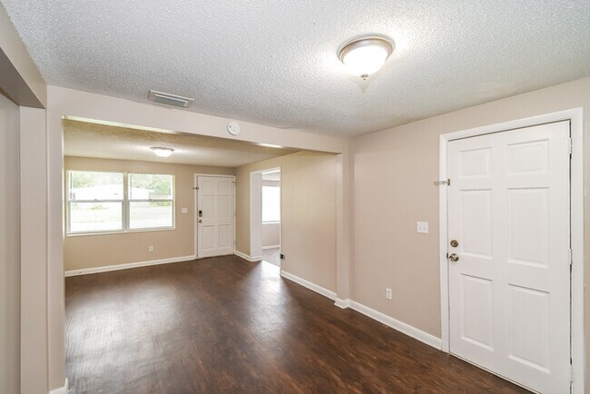 Foto del edificio - 6019 Verdes Rd