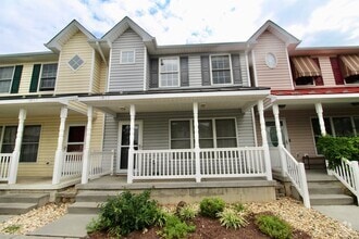 Building Photo - 1055 John Paul Jones Ln