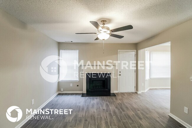 Foto del edificio - 3603 Gray Birch Dr