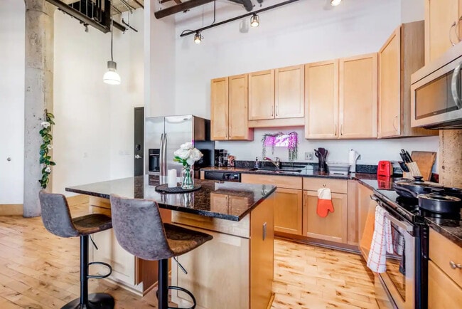 Building Photo - AdlerFrame Lofts