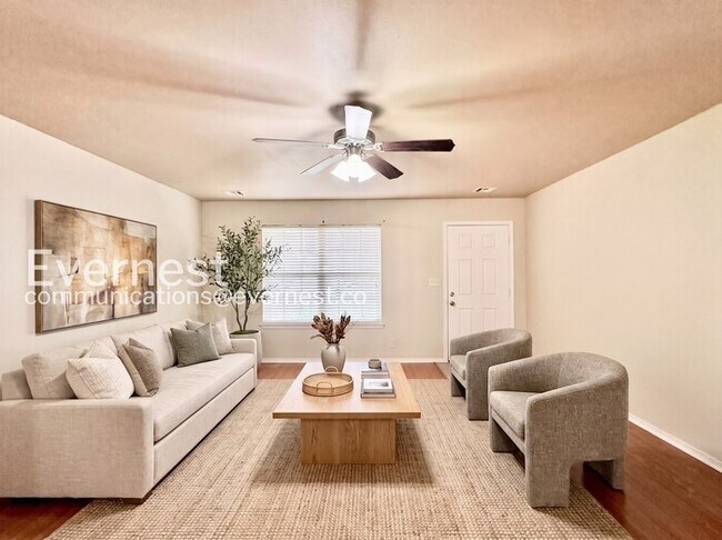 Building Photo - 14725 S Fern Pl