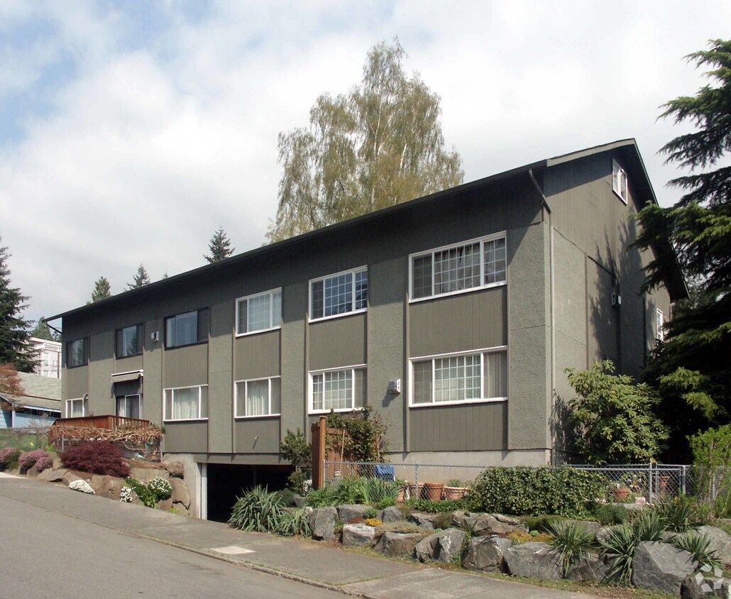 Foto principal - 10304 NE 186th St