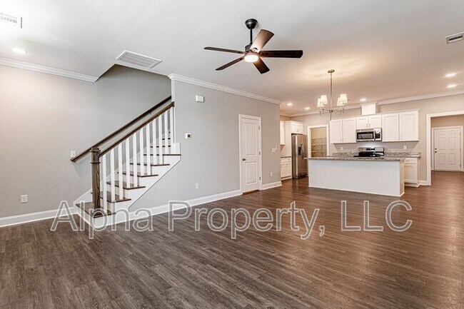 Building Photo - 18 Alderly Way