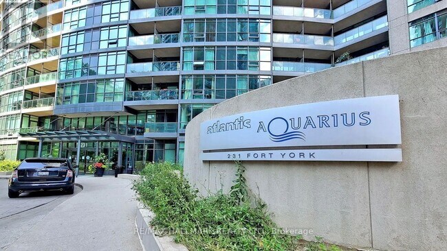 Building Photo - 231-231 Fort York Blvd