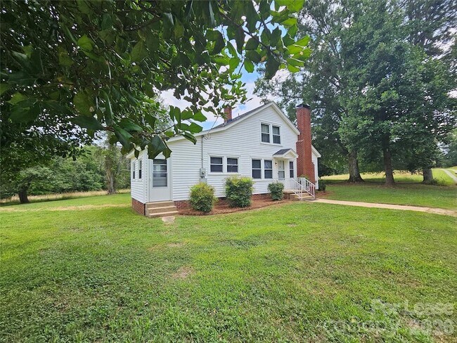 Foto del edificio - 1129 Costner Rd