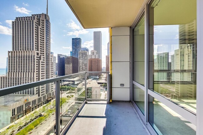 Foto del edificio - 160 E Illinois St