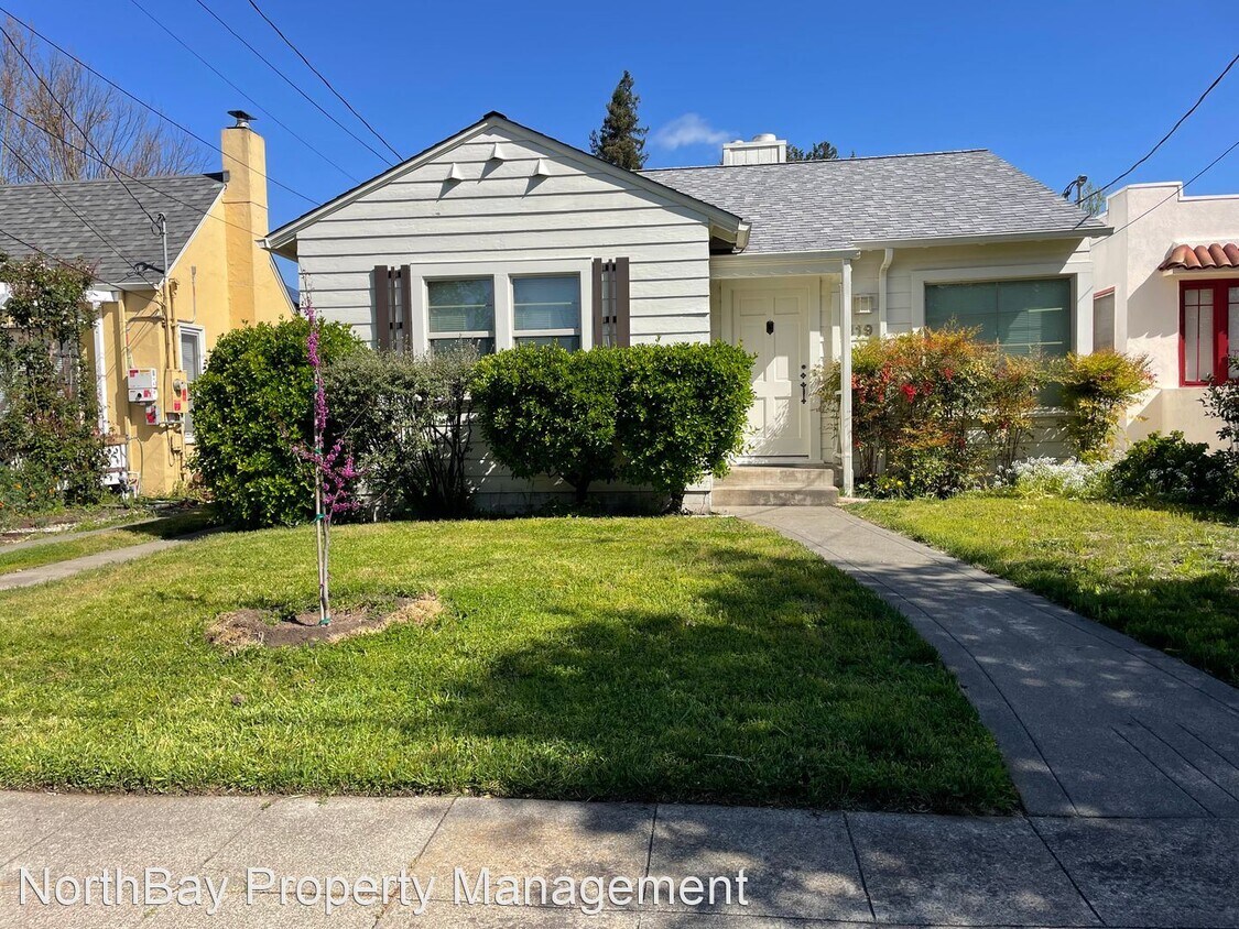 2 br, 1 bath House 319 Benton St House Rental in Santa Rosa, CA