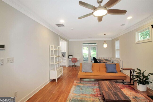Foto del edificio - 2666 W Main St NW