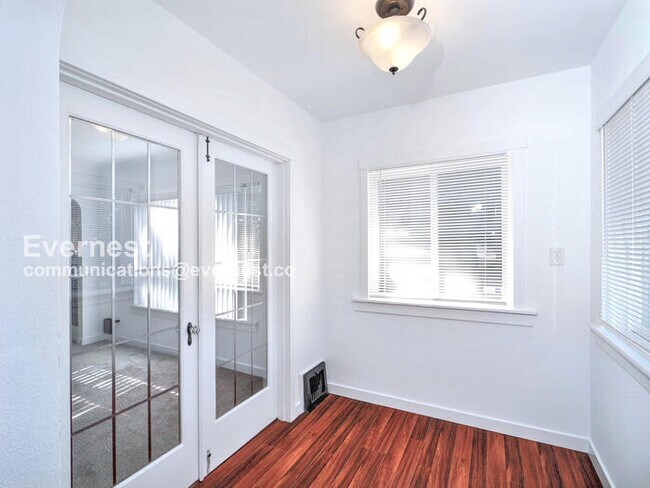 Foto del edificio - 1521 31st Ave S