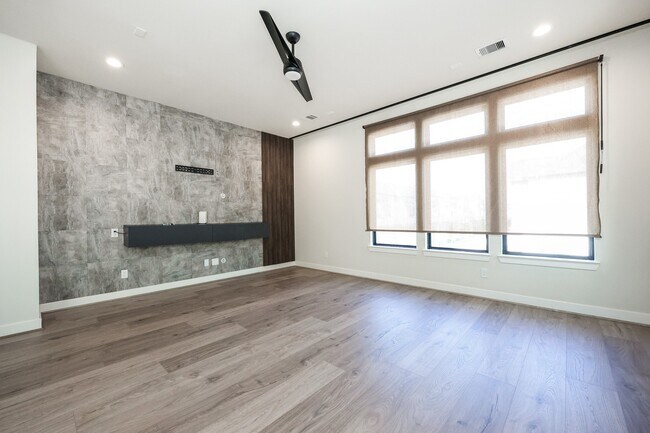 Building Photo - 4508 Trevor Pk Ln