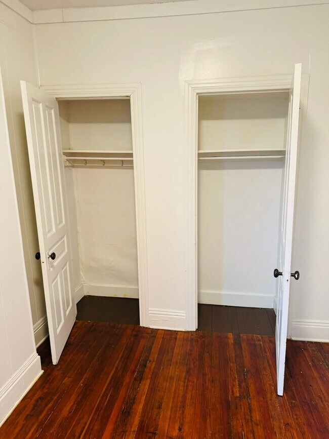 Foto del edificio - 2nd Floor 1 Bedroom West End of York City