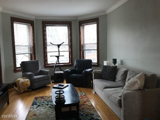 Foto del edificio - 2121 W Haddon Ave