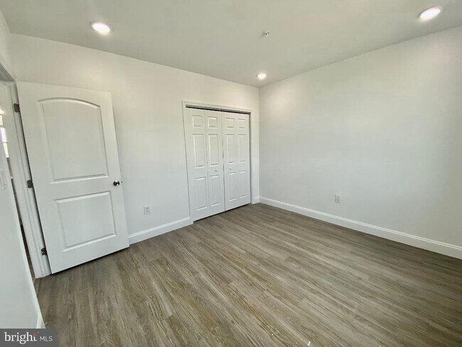 Foto del edificio - 925 N Broad St