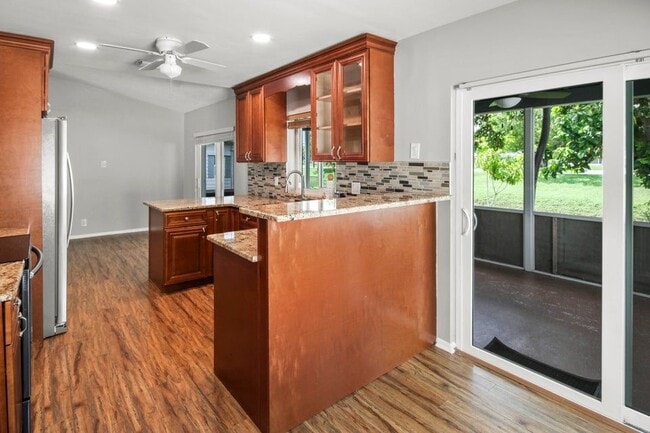 Foto del edificio - 22493 SW 56th Ave