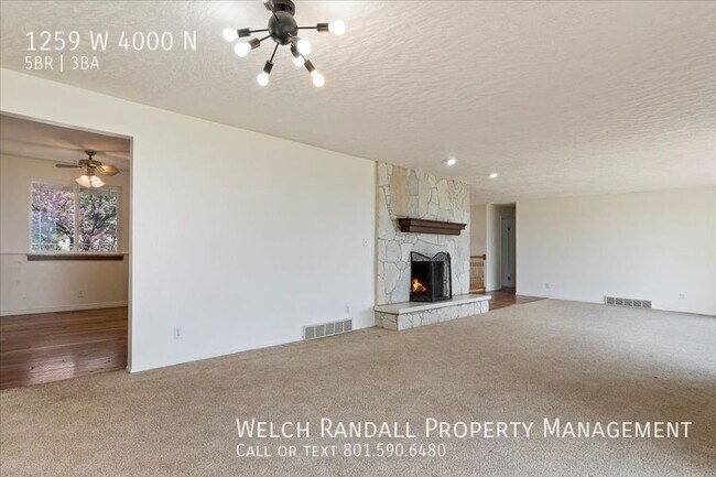 Building Photo - 1259 4000 N St