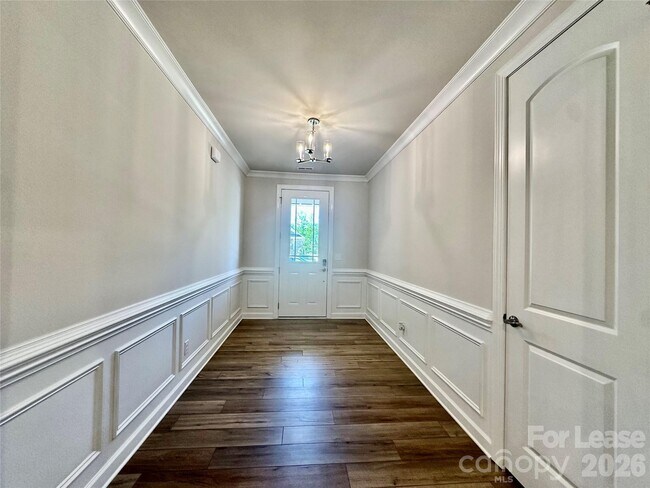 Foto del edificio - 9650 Liberty Hill Dr