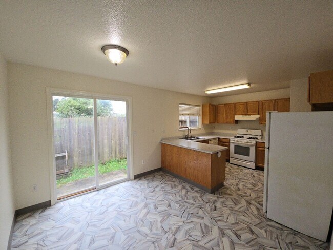 Foto del edificio - 2201 Garland St