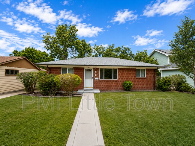 Foto del edificio - 5561 S Cedar St