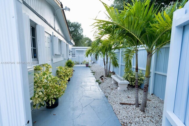 Foto del edificio - 20760 NW 37th Ct