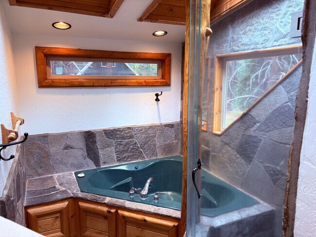 Foto del edificio - 1584 Sitka Cir