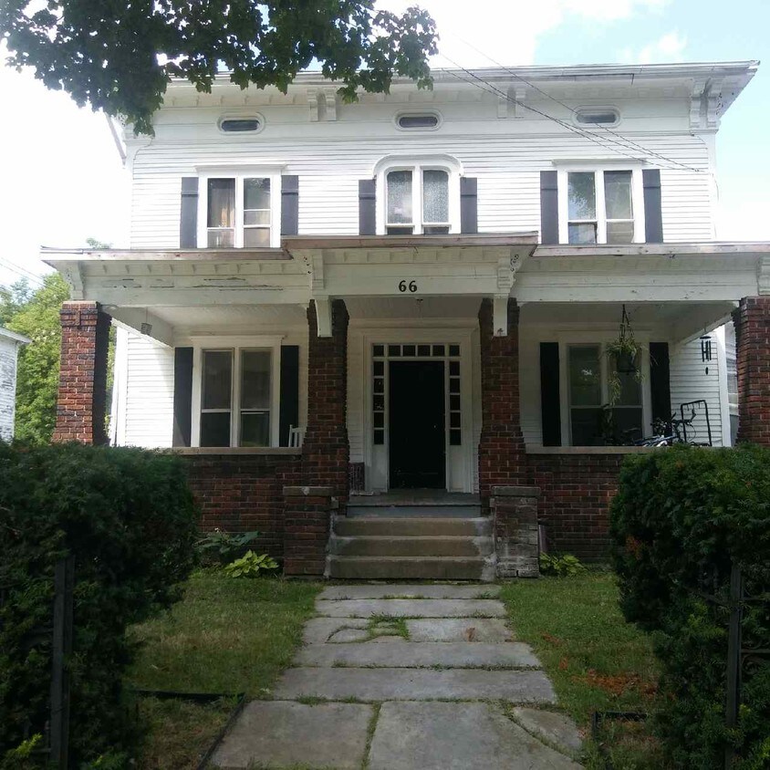 Primary Photo - 66 N West St