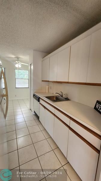 Building Photo - 650 SW 124th Terrace