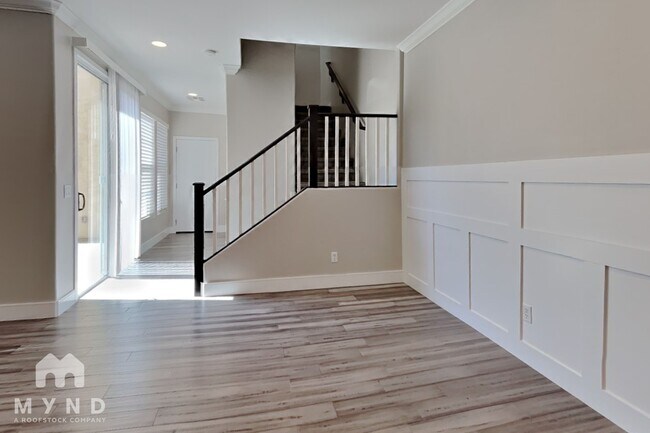 Building Photo - 10443 E Naranja Ave