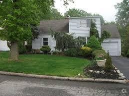 Building Photo - 25 Glenview Dr