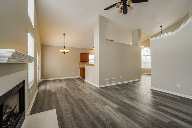 Foto del edificio - 742 Bouvier Ct
