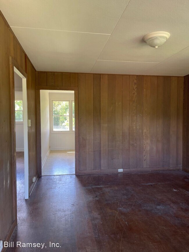 Foto del edificio - 2 br, 1 bath House - 2315-B CALIFORNIA AVE.