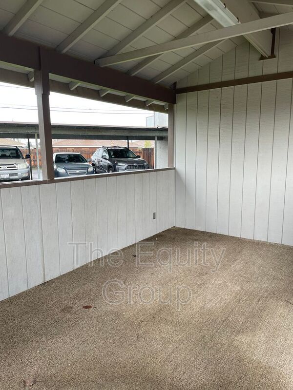 Building Photo - 1865 Emma Lee Ln