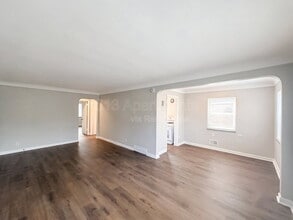 Building Photo - 1649 Anita Pl