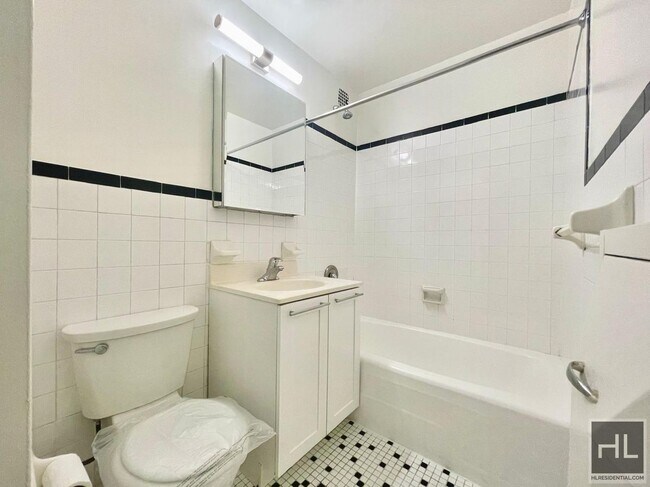 Foto del edificio - AMAZING STUDIO APARTMENT!! AMAZING DEAL! W...