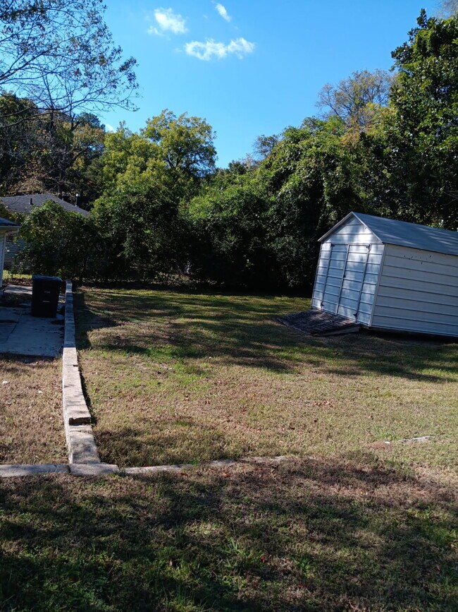 Foto del edificio - 512 34th Ave W