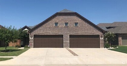 Building Photo - 1011 Skyview Ct