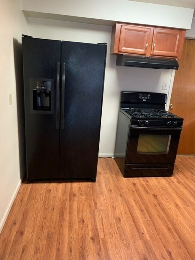 Foto del edificio - 3 Bedroom 2 bath
