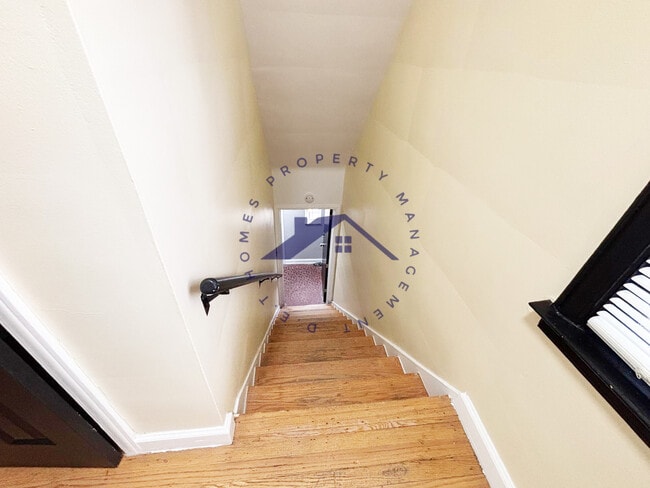 Foto del edificio - 15100 Whitcomb St