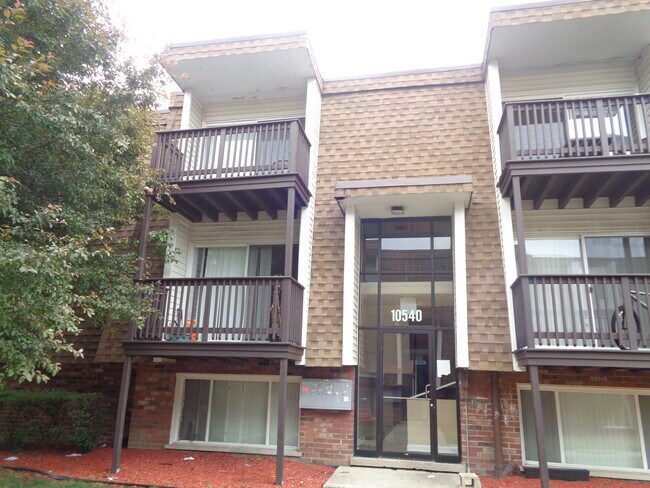 Building Photo - 10540 Brooks Ln