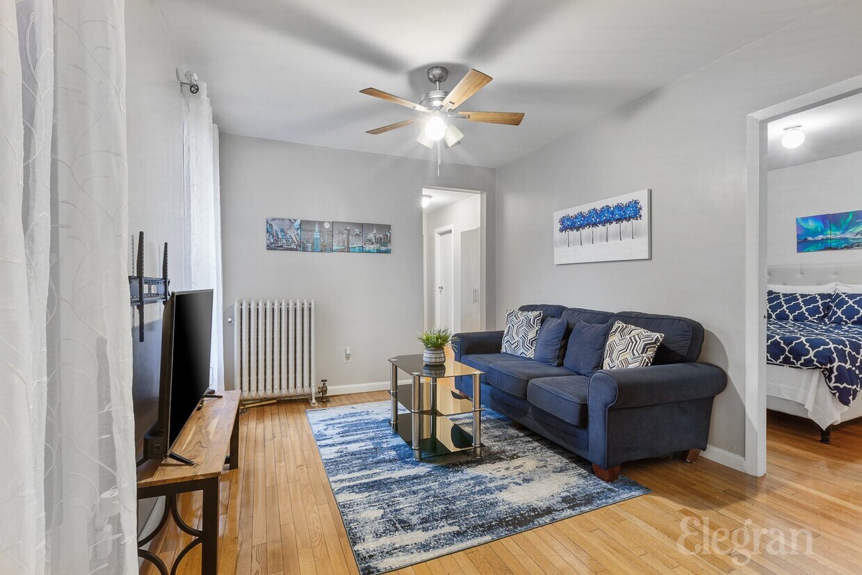 Foto principal - 1403 5th Ave